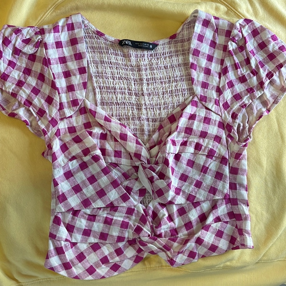 Zara size small plaid top.  New without tags